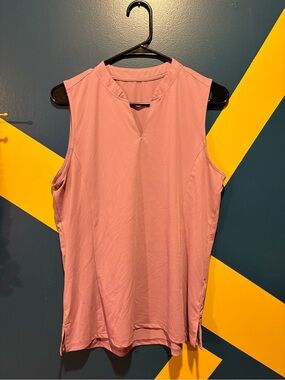 Obla Mauve V-Neck Sleeveless Golf Shirt NWOT
